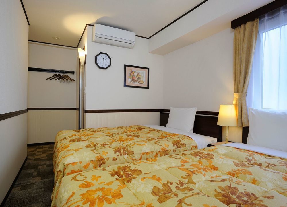 Toyoko Inn Osaka Namba Nippombashi Bagian luar foto