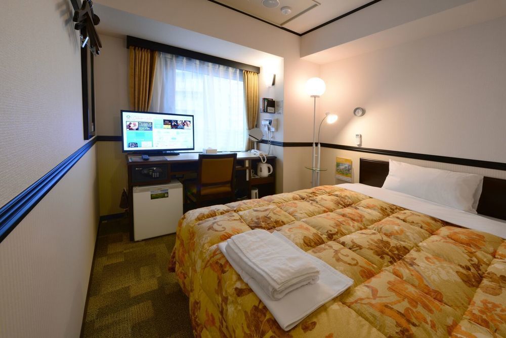 Toyoko Inn Osaka Namba Nippombashi Bagian luar foto
